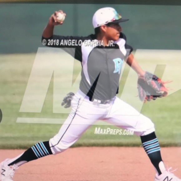 Meet your Posher, Jose - Picture 2 of 2